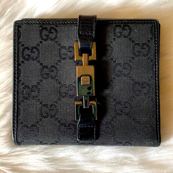 Gucci Handbags - EUC-GUCCI GG BLACK LEATHER GUNMETAL HARDWARE PUSH LOCK JACKIE CANVASS WALLET
